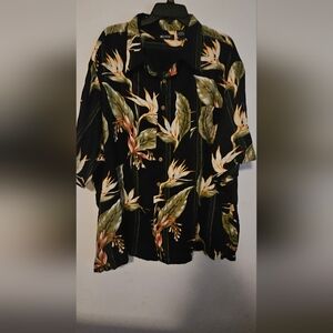 Woolrich Black and Green Casual Button Down Shirt